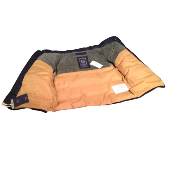 NWT Baby GAP Puffer Vest - Picture 3 of 5